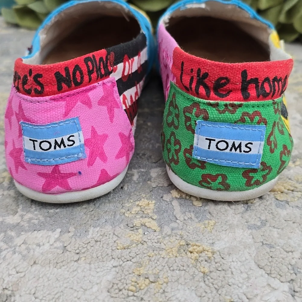 TOMS Wizard of Oz Slip-Ons  Alpargata Custom Painted Size 7.5 - Picture 9 of 14